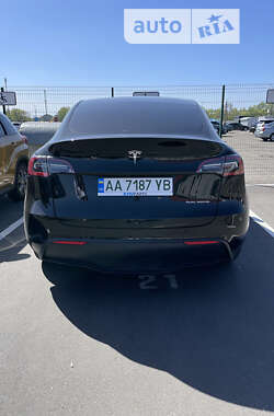 Позашляховик / Кросовер Tesla Model Y 2021 в Києві