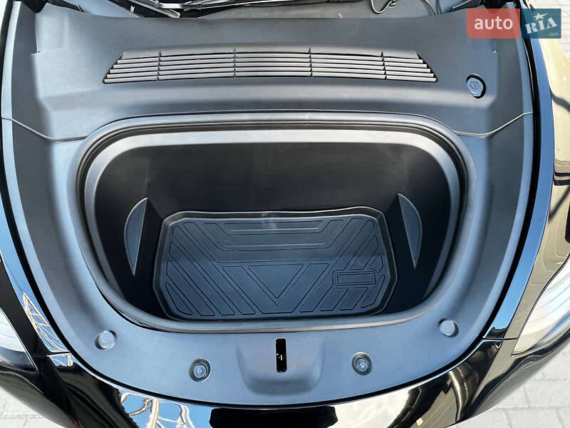 Внедорожник / Кроссовер Tesla Model Y 2022 в Львове фото 27 Внедорожник / Кроссовер Tesla Model Y 2022 в Львове