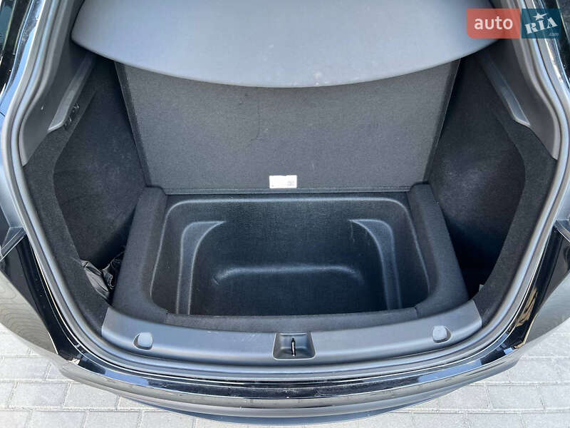 Внедорожник / Кроссовер Tesla Model Y 2022 в Львове фото 50 Внедорожник / Кроссовер Tesla Model Y 2022 в Львове