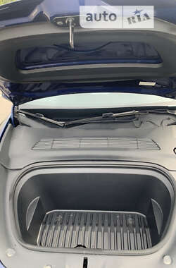 Внедорожник / Кроссовер Tesla Model Y 2022 в 