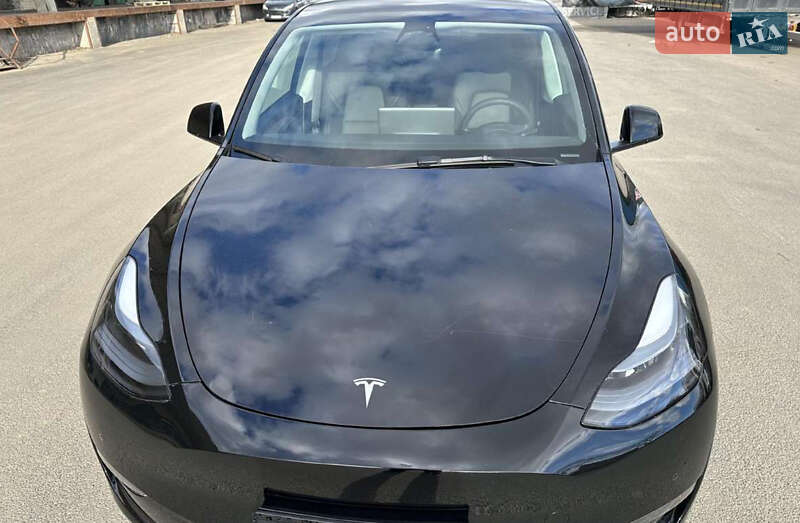 Внедорожник / Кроссовер Tesla Model Y 2021 в Тернополе