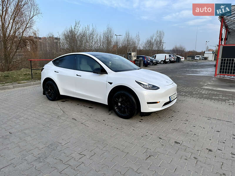 Внедорожник / Кроссовер Tesla Model Y 2021 в Хмельницком