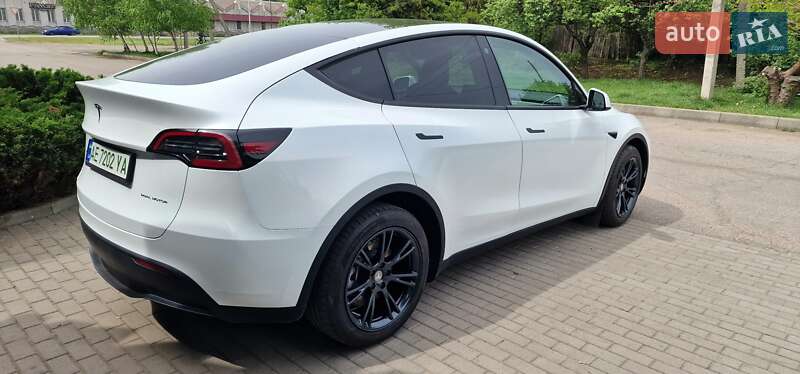 Внедорожник / Кроссовер Tesla Model Y 2023 в Днепре