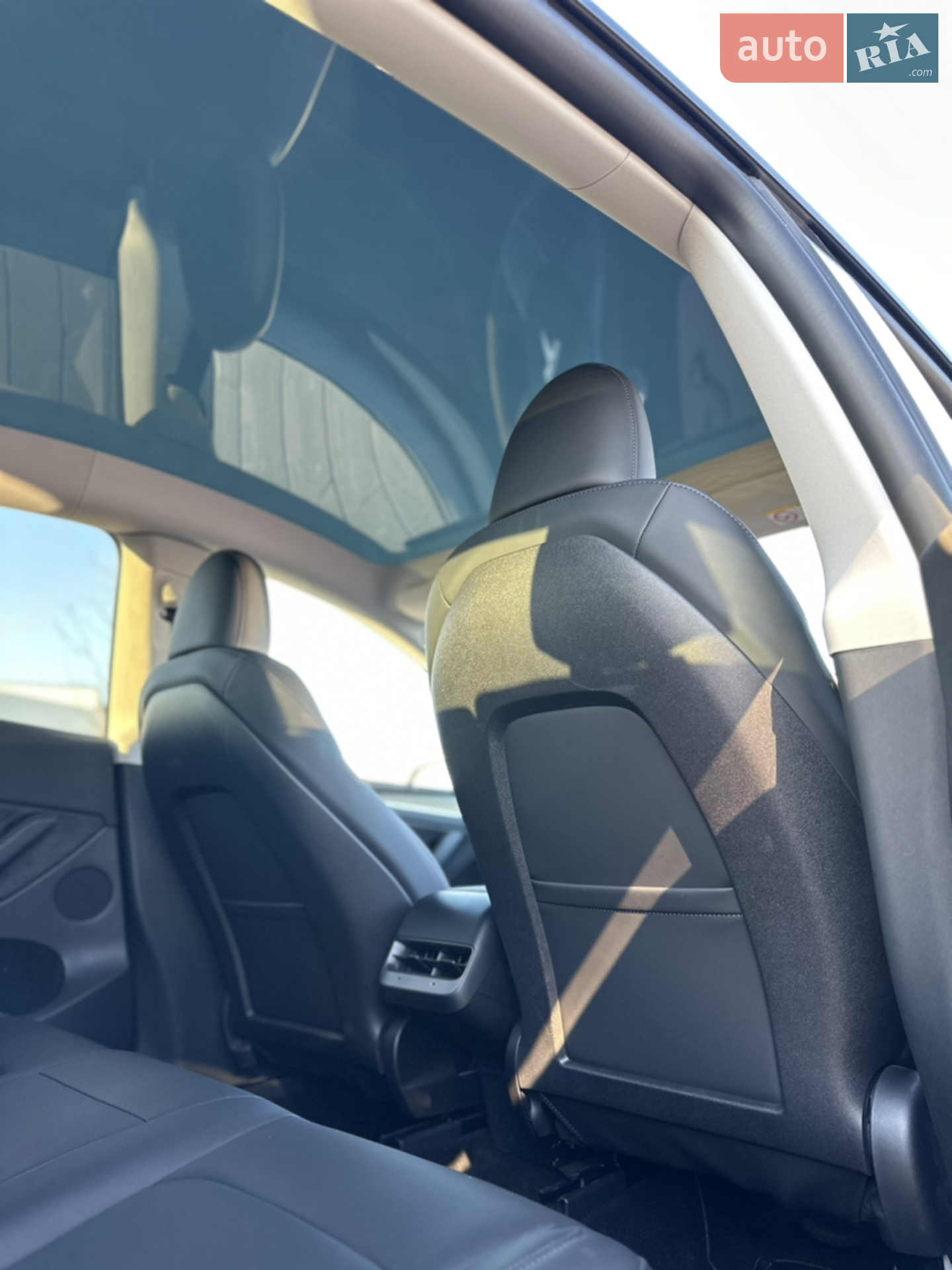 2022 Tesla Model Y - мініатюра 37