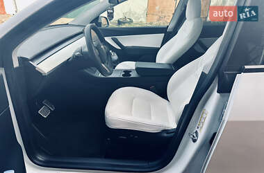 Внедорожник / Кроссовер Tesla Model Y 2021 в Хмельницком