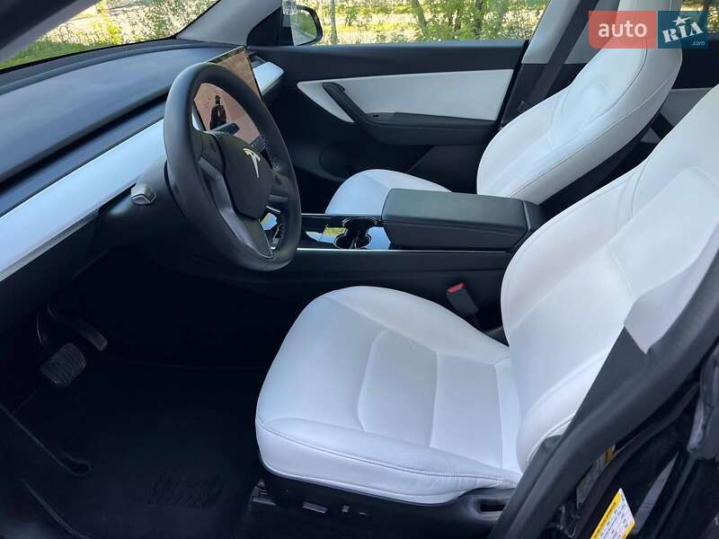 Позашляховик / Кросовер Tesla Model Y 2020 в Краматорську
