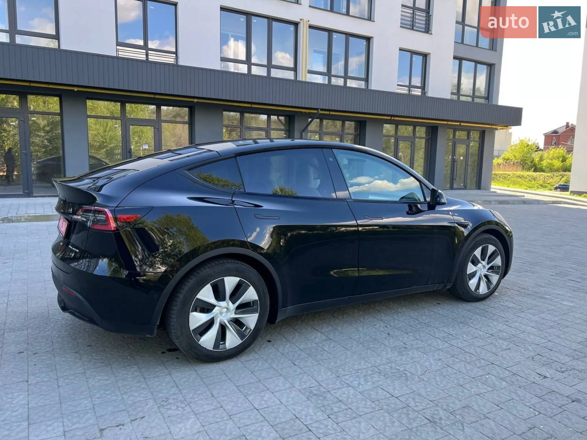 2020 Tesla Model Y - мініатюра 15