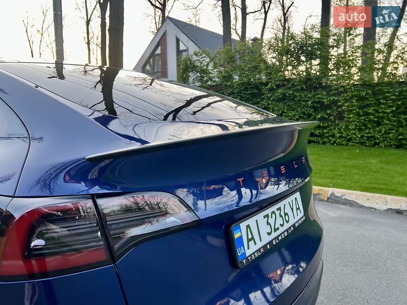 Позашляховик / Кросовер Tesla Model Y 2020 в Києві