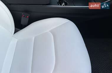 Внедорожник / Кроссовер Tesla Model Y 2020 в 