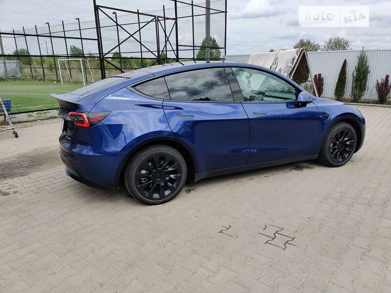 Внедорожник / Кроссовер Tesla Model Y 2022 в Черновцах