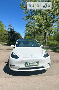 Позашляховик / Кросовер Tesla Model Y 2023 в Миколаєві
