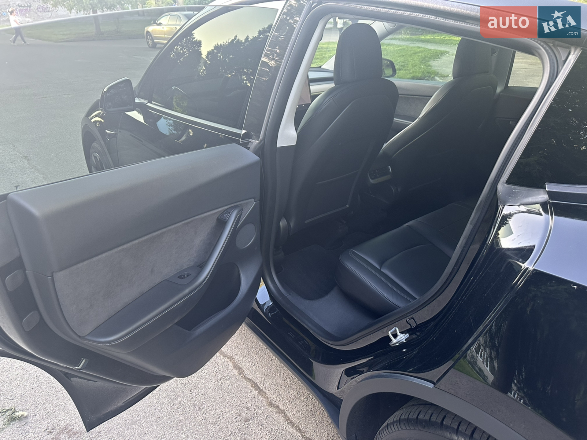 2021 Tesla Model Y - мініатюра 4