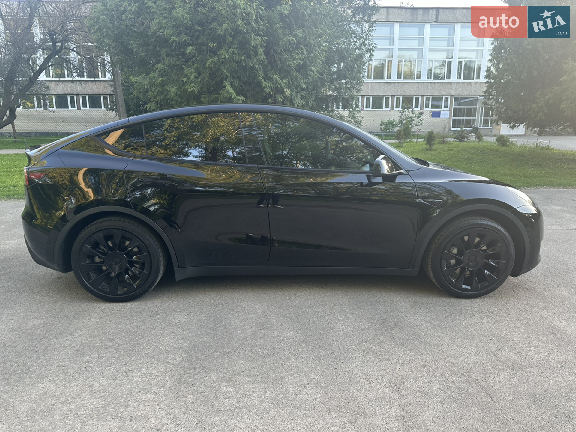 2021 Tesla Model Y - мініатюра 19