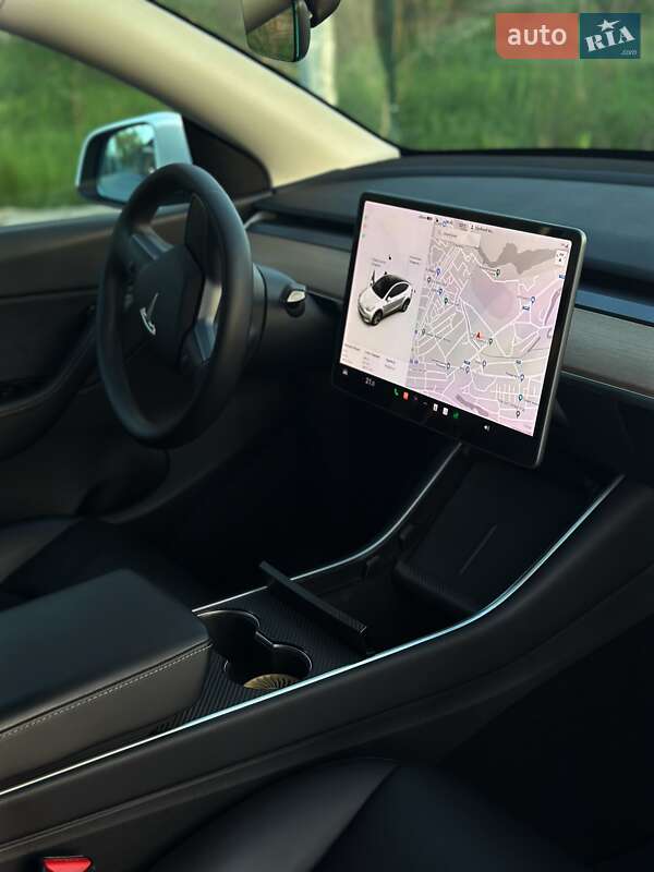 Внедорожник / Кроссовер Tesla Model Y 2020 в Днепре