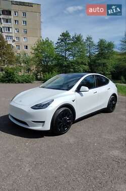 Внедорожник / Кроссовер Tesla Model Y 2023 в Львове
