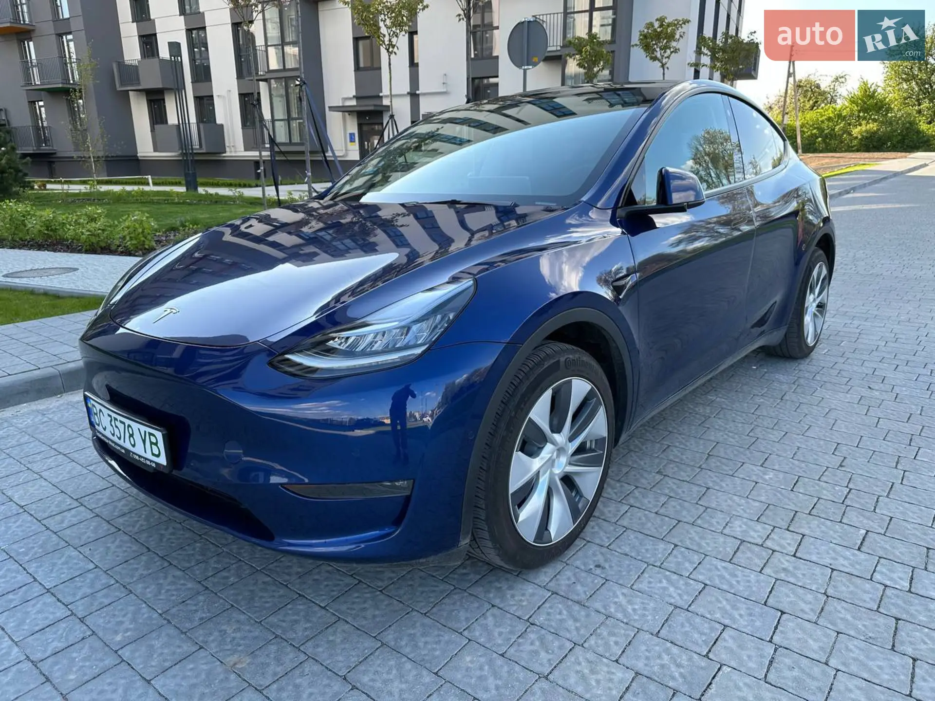 2022 Tesla Model Y - фото 1