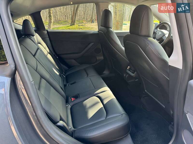 Позашляховик / Кросовер Tesla Model Y 2021 в Львові фото 17 Позашляховик / Кросовер Tesla Model Y 2021 в Львові