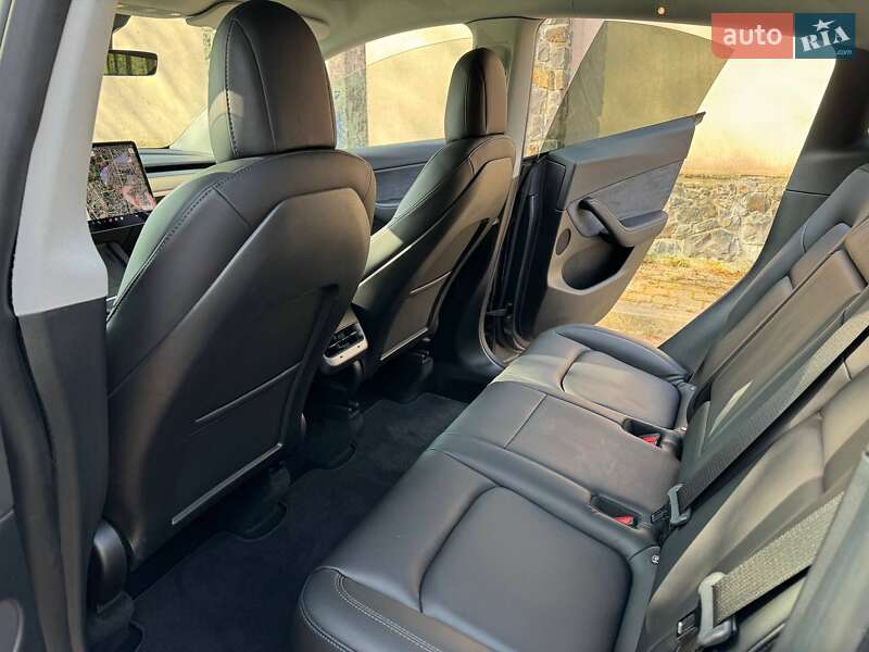Позашляховик / Кросовер Tesla Model Y 2021 в Львові фото 19 Позашляховик / Кросовер Tesla Model Y 2021 в Львові