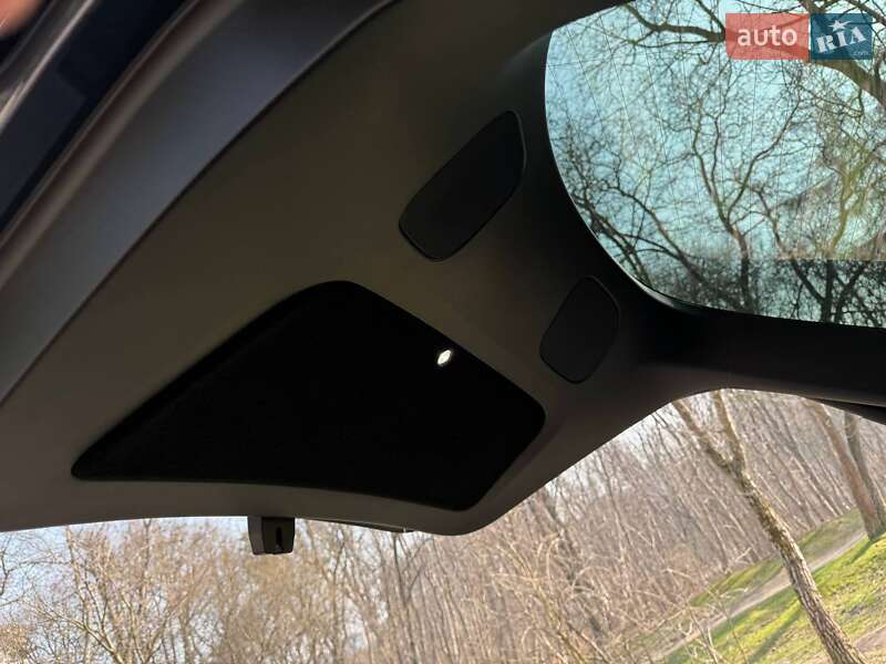 Позашляховик / Кросовер Tesla Model Y 2021 в Львові фото 24 Позашляховик / Кросовер Tesla Model Y 2021 в Львові