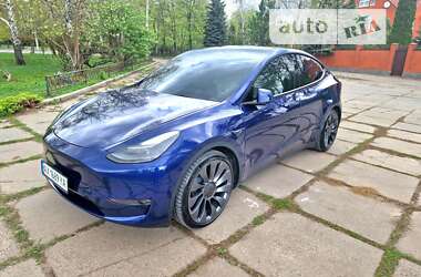 Внедорожник / Кроссовер Tesla Model Y 2022 в Киеве