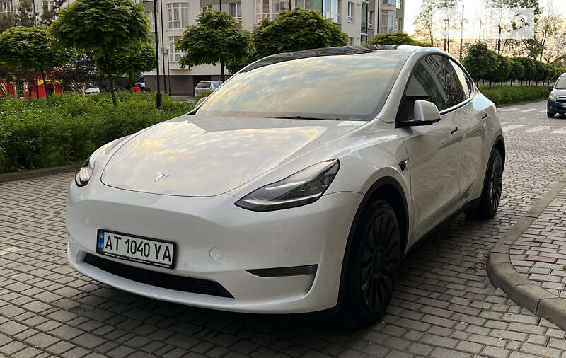 Внедорожник / Кроссовер Tesla Model Y 2021 в Ивано-Франковске