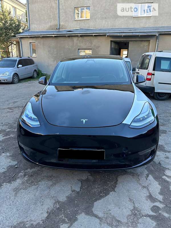 Внедорожник / Кроссовер Tesla Model Y 2022 в Львове