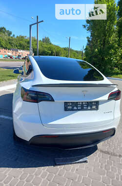 Внедорожник / Кроссовер Tesla Model Y 2020 в Киеве