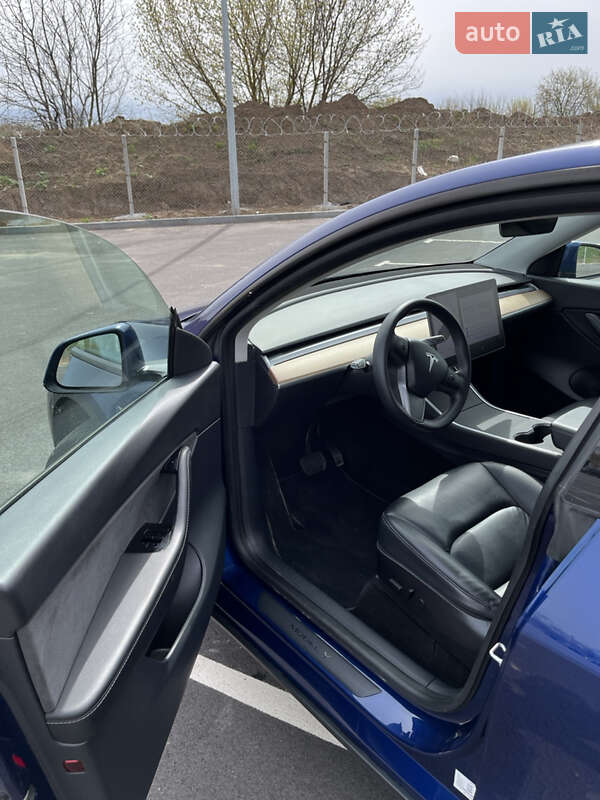Внедорожник / Кроссовер Tesla Model Y 2020 в Виннице