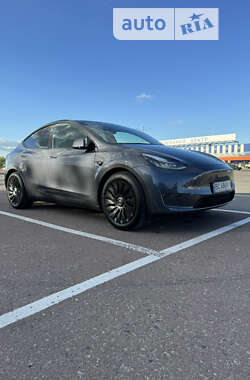 Внедорожник / Кроссовер Tesla Model Y 2021 в Львове