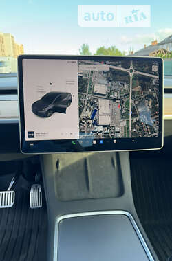 Внедорожник / Кроссовер Tesla Model Y 2021 в Львове