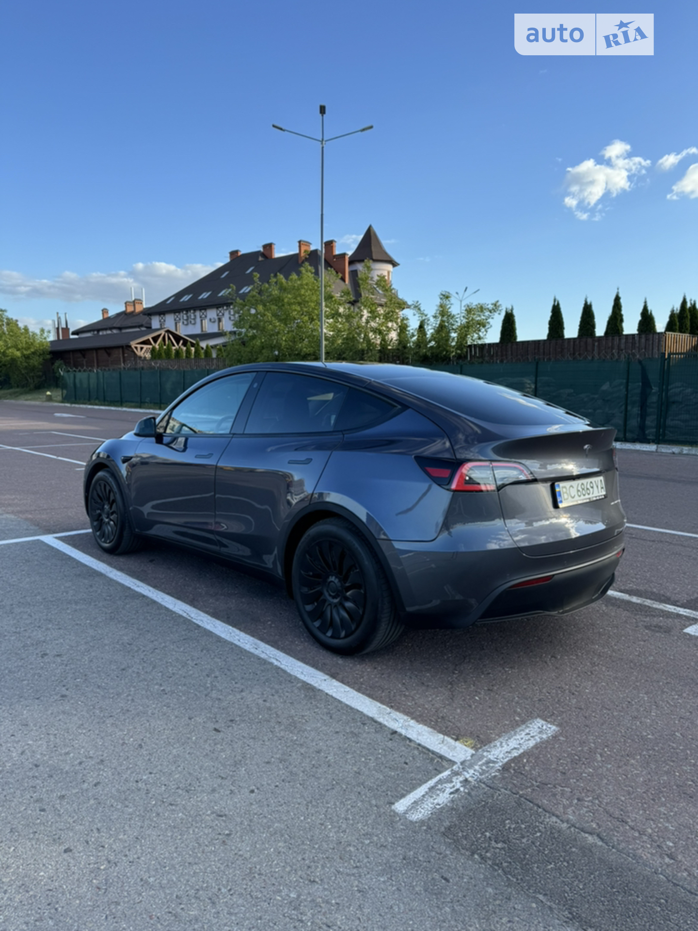2021 Tesla Model Y - мініатюра 17