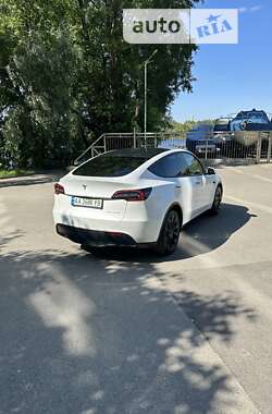Внедорожник / Кроссовер Tesla Model Y 2023 в Киеве