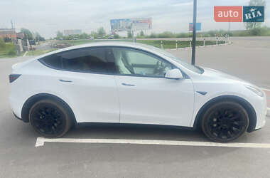 Внедорожник / Кроссовер Tesla Model Y 2021 в Львове