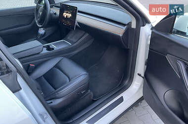 Позашляховик / Кросовер Tesla Model Y 2022 в Хмельницькому