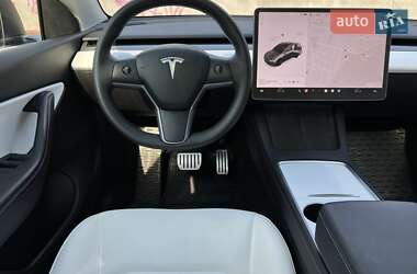 Внедорожник / Кроссовер Tesla Model Y 2022 в 