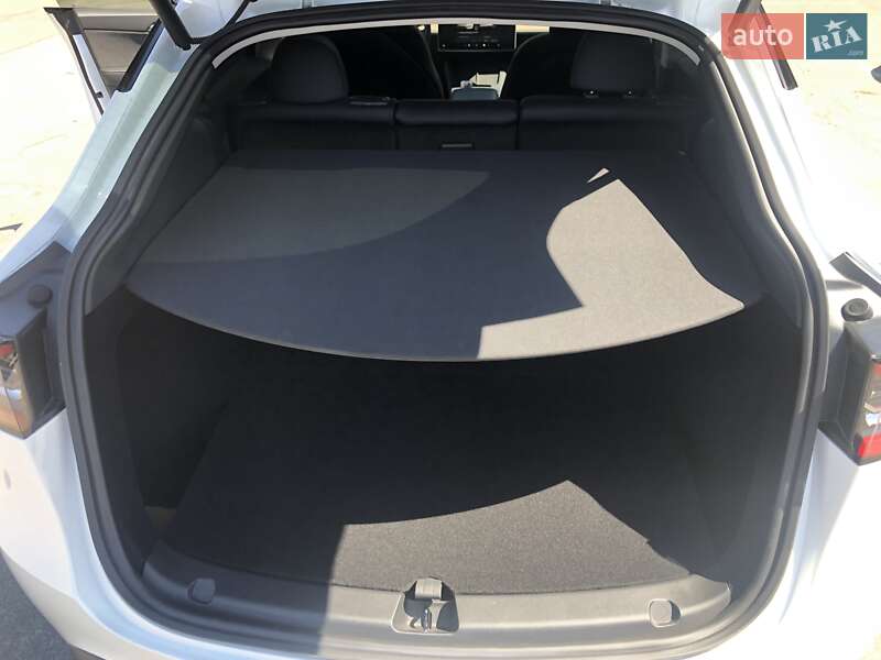 Внедорожник / Кроссовер Tesla Model Y 2023 в Белой Церкви