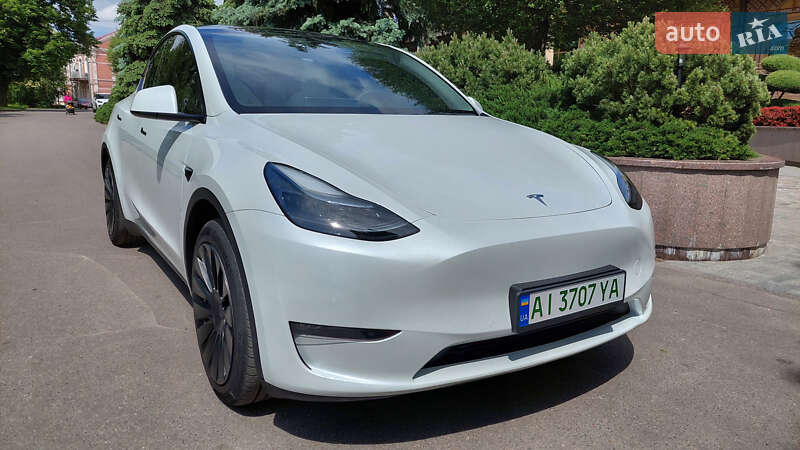 Внедорожник / Кроссовер Tesla Model Y 2022 в Киеве
