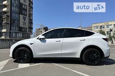 Внедорожник / Кроссовер Tesla Model Y 2022 в Киеве