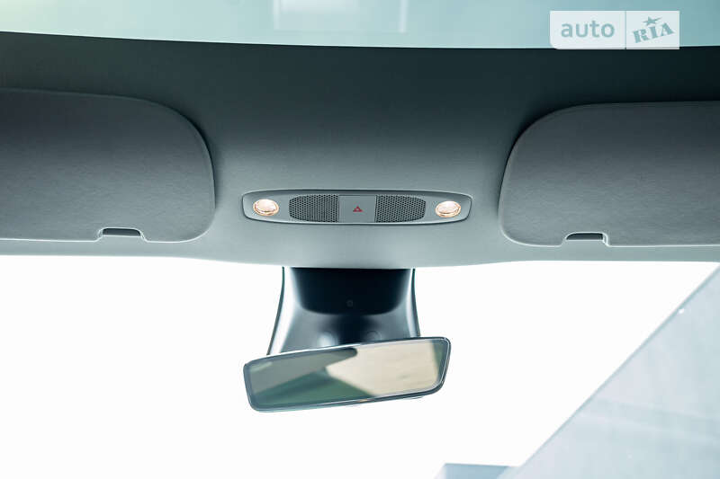 Внедорожник / Кроссовер Tesla Model Y 2022 в Киеве