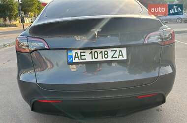 Позашляховик / Кросовер Tesla Model Y 2023 в Новомосковську