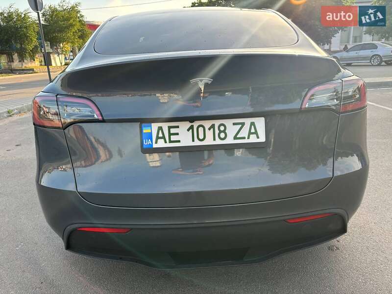 Внедорожник / Кроссовер Tesla Model Y 2023 в Новомосковске