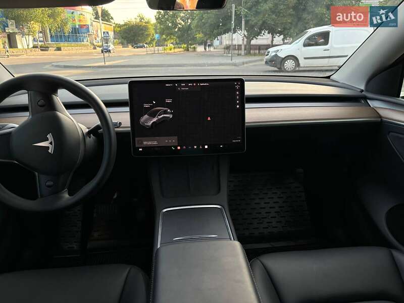 Позашляховик / Кросовер Tesla Model Y 2023 в Самарі фото 8 Позашляховик / Кросовер Tesla Model Y 2023 в Самарі