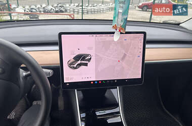 Внедорожник / Кроссовер Tesla Model Y 2020 в 