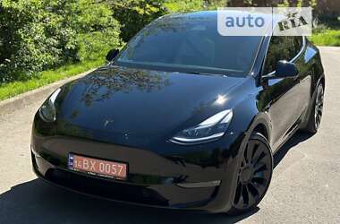 Позашляховик / Кросовер Tesla Model Y 2021 в Рівному