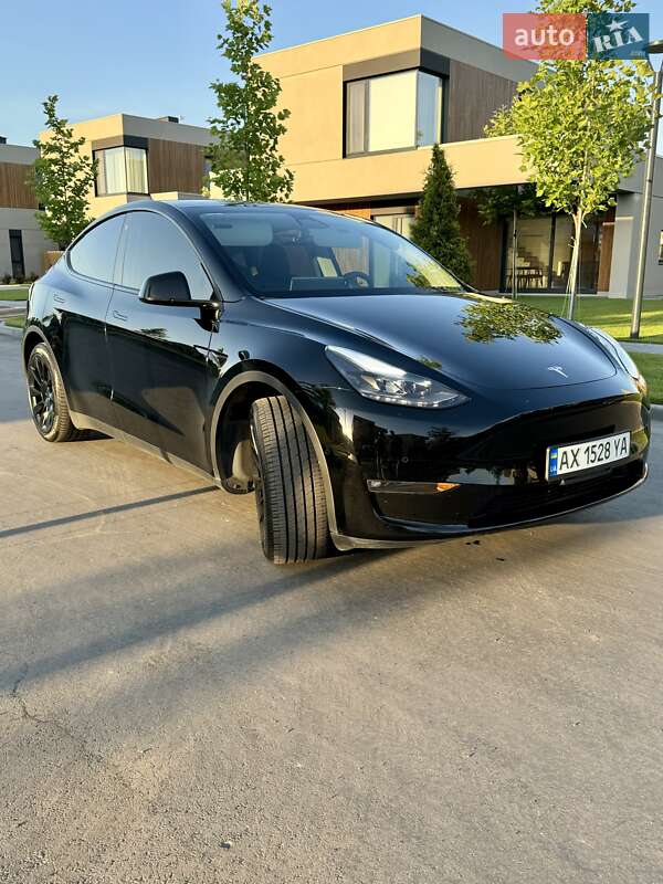 Позашляховик / Кросовер Tesla Model Y 2022 в Дніпрі