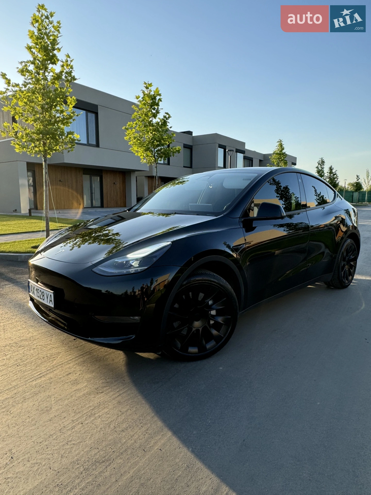 2022 Tesla Model Y - мініатюра 4