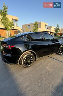 Позашляховик / Кросовер Tesla Model Y 2022 в Дніпрі