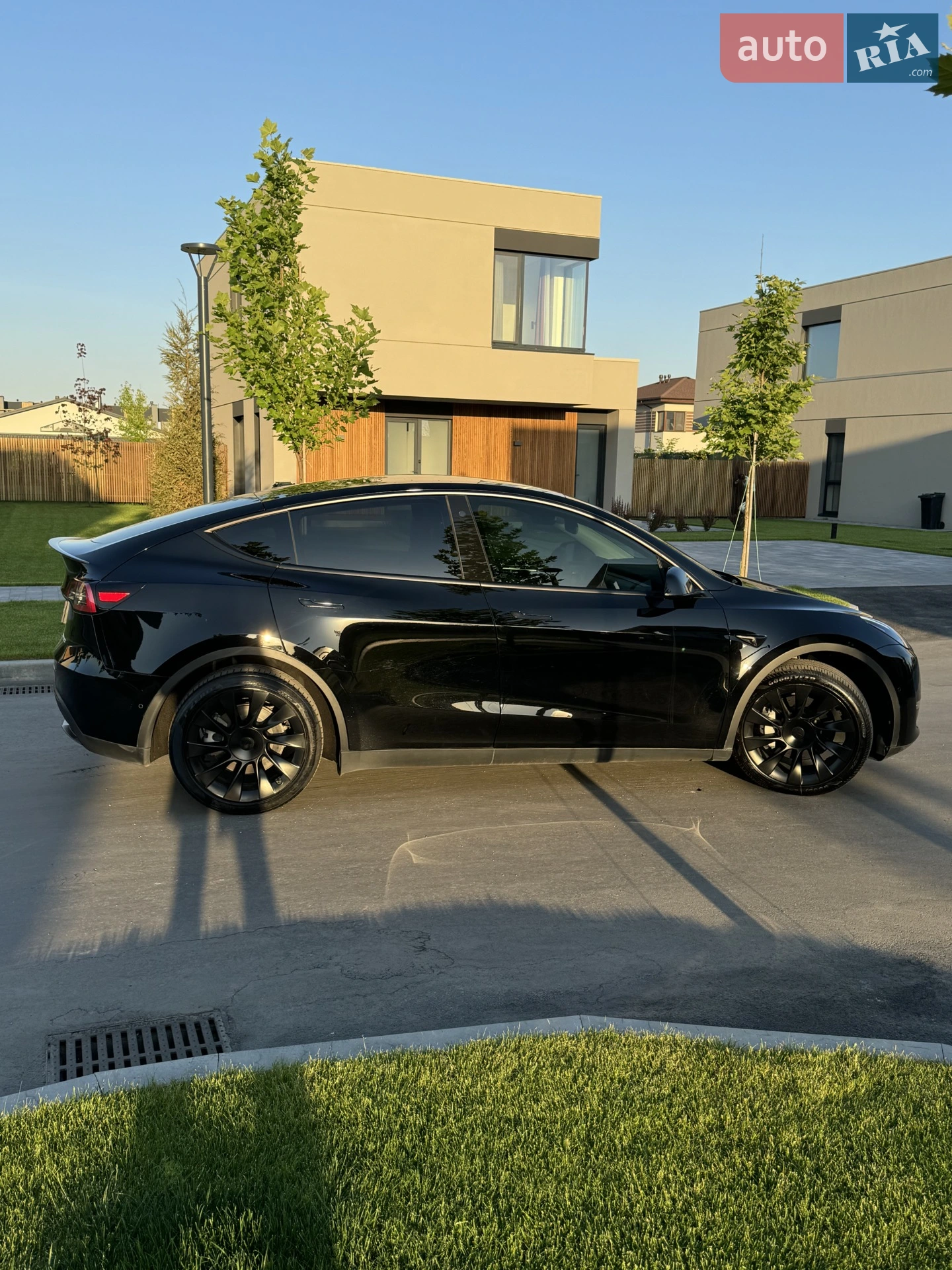 2022 Tesla Model Y - мініатюра 13