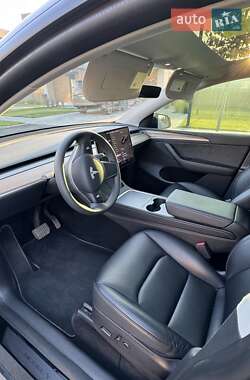 Позашляховик / Кросовер Tesla Model Y 2022 в Дніпрі