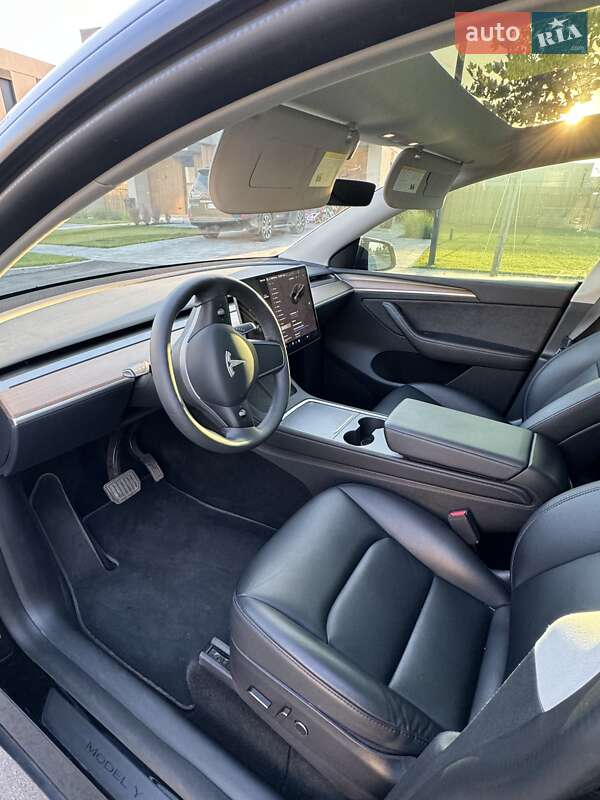 Позашляховик / Кросовер Tesla Model Y 2022 в Дніпрі